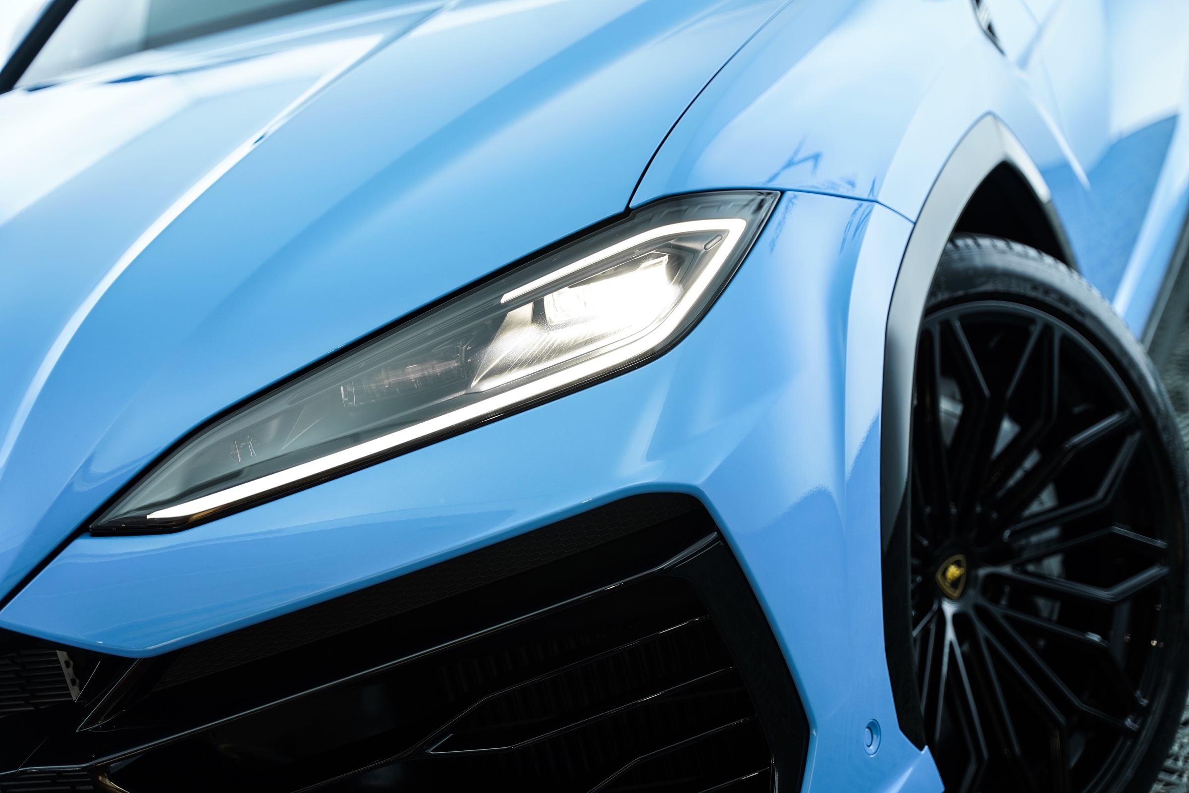 Blue Lamborghini vinyl wrap detail